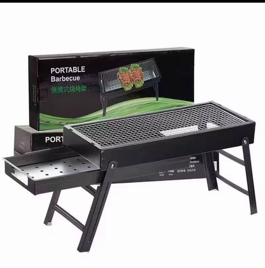 Foldable barbecue grill