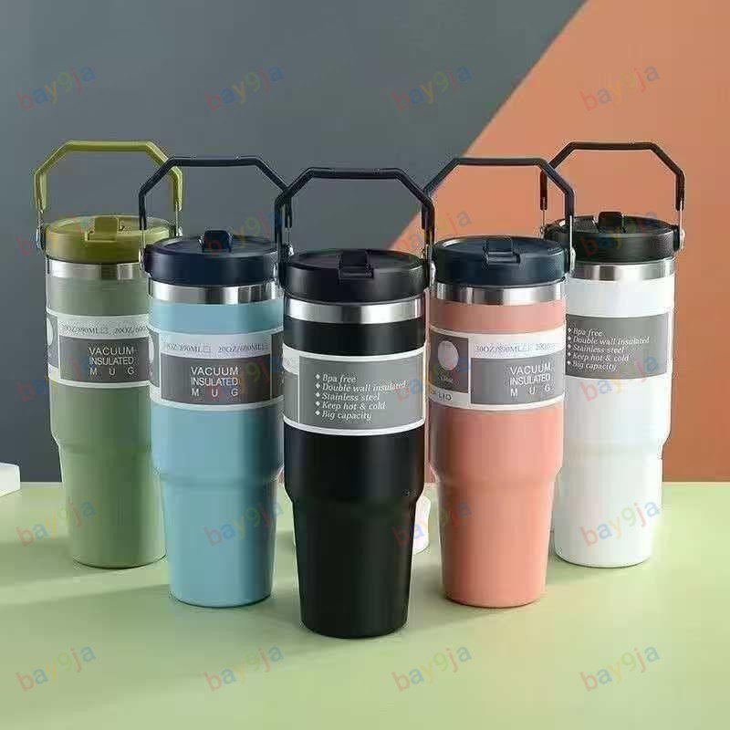 30oz (900ml) Vacuum Insulated Travel Tumbler with an Integrate.