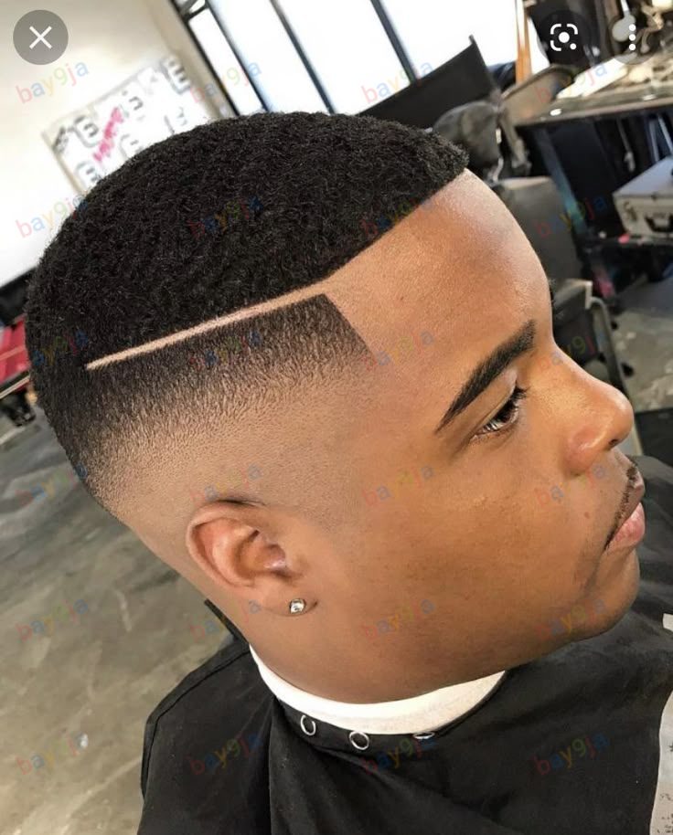 Male Normal haircut 3k Male haircut With dye 6k Female haircut 5k Female haircut wit tint 15k Children haircut 2k  Children haircut with dye 5k